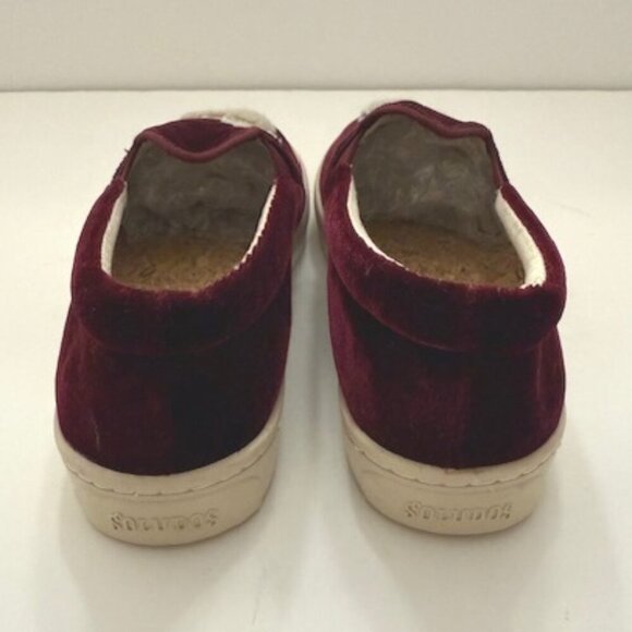 Soludos Anthropologie Velvet Llama Slip-on Sneakers in Burgundy Women's 6 NWOB - Picture 6 of 8
